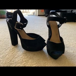 High heeled Platform